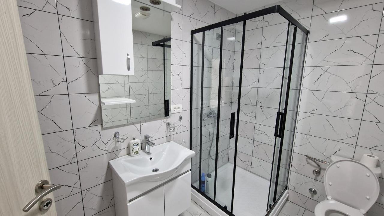 Апартаменти Apartman Tolosi 2 Подгориця Екстер'єр фото